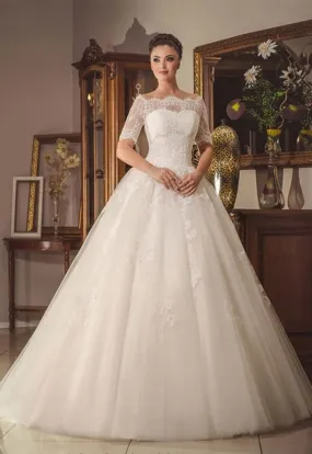 ---Elegant wedding dress with off-the-shoulder neckline and semi-sheer half sleeves in lace and tulle--