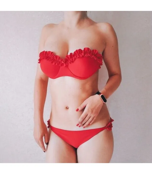 Bikini red rouges