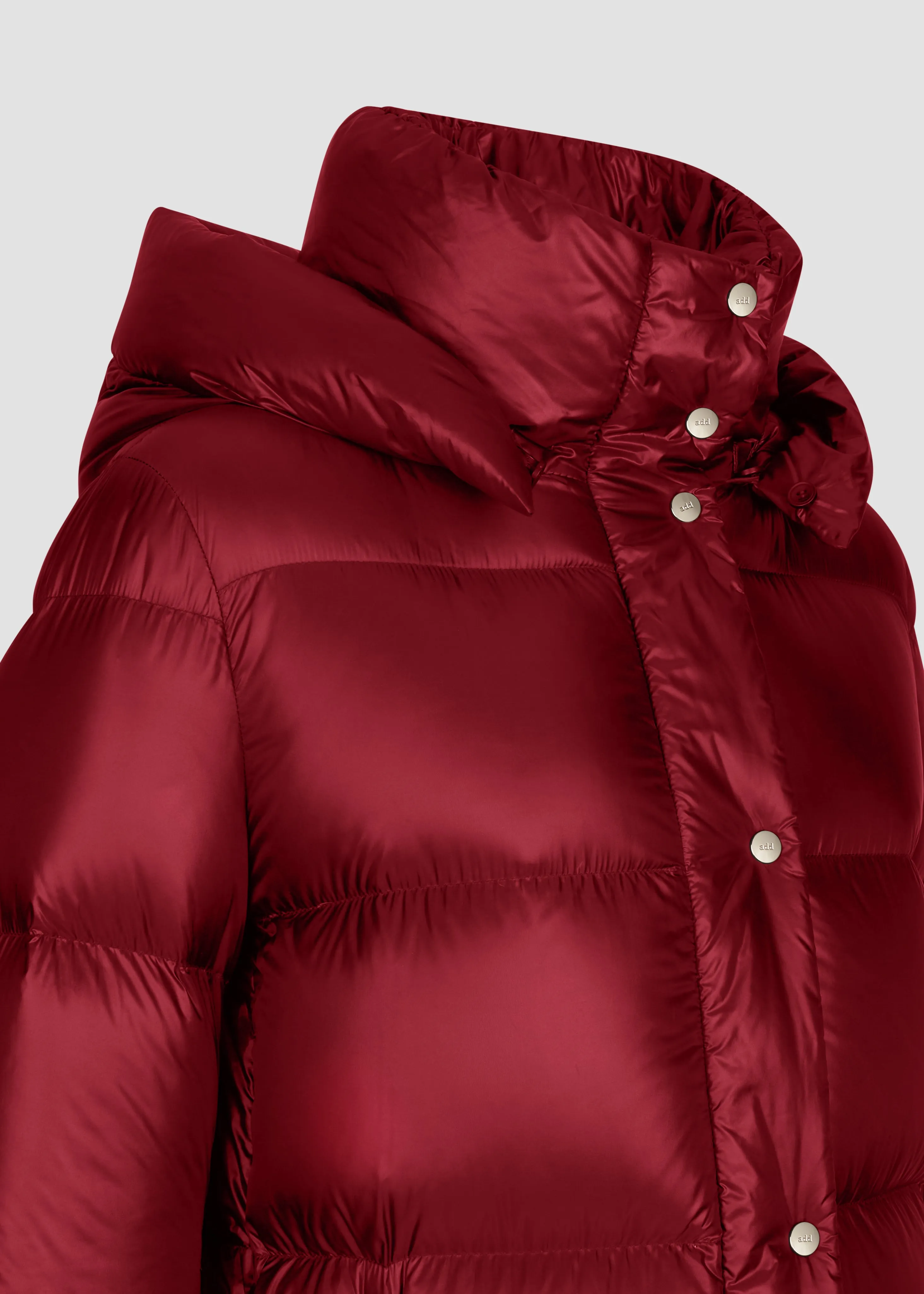 Duck down jacket in ultralight nylon