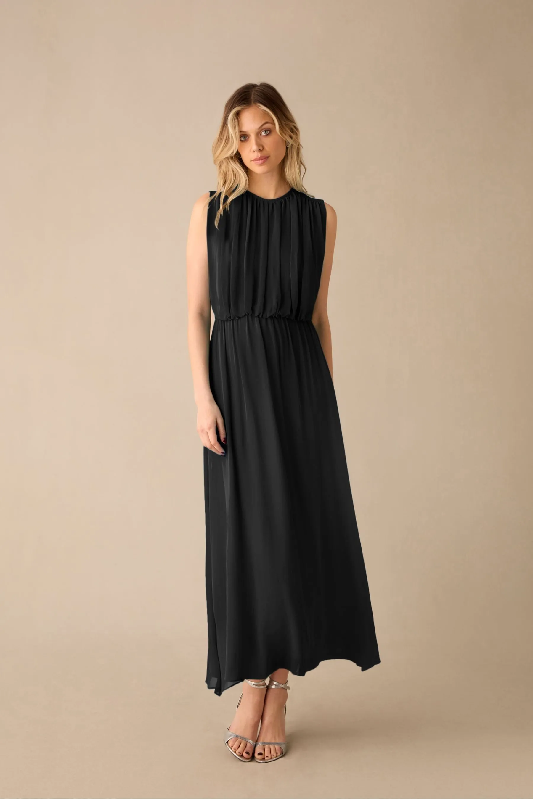 Ro&Zo Lucia Gathered Waist Maxi Dress