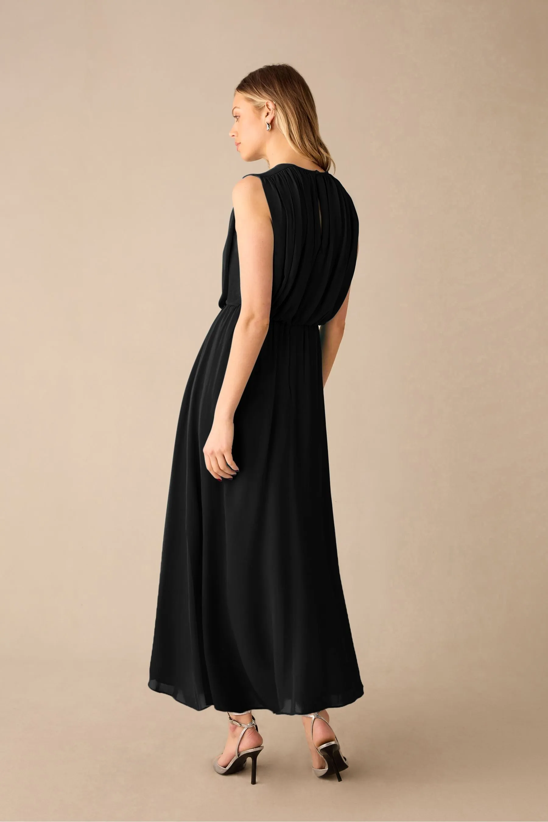 Ro&Zo Lucia Gathered Waist Maxi Dress