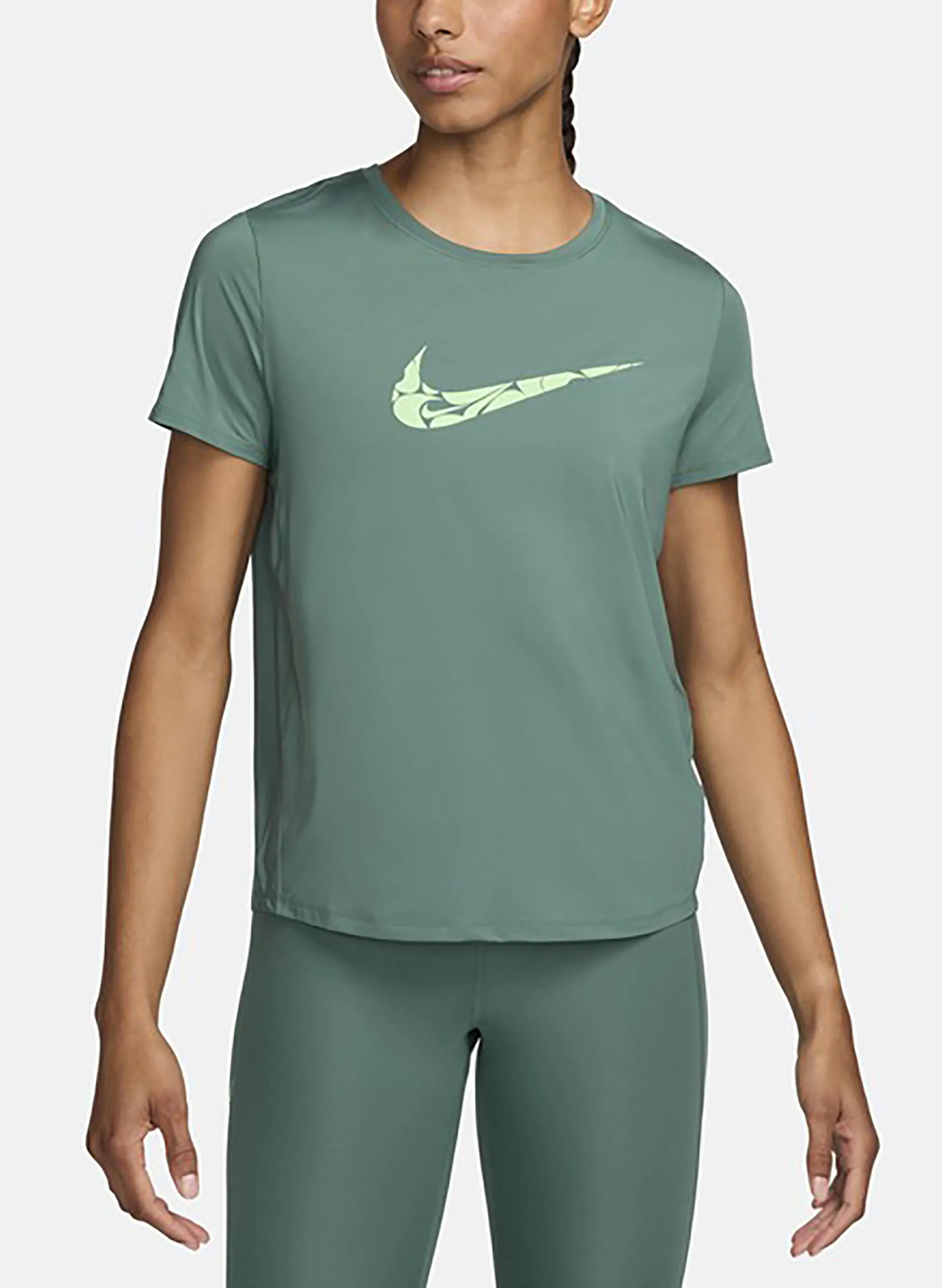 t-shirt one swoosh